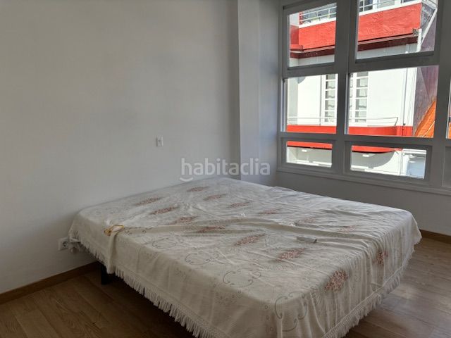 Foto 3851bc73-6ded-47d1-892f-2c53c104792c. Rent flat with heating in Centro Ferrol