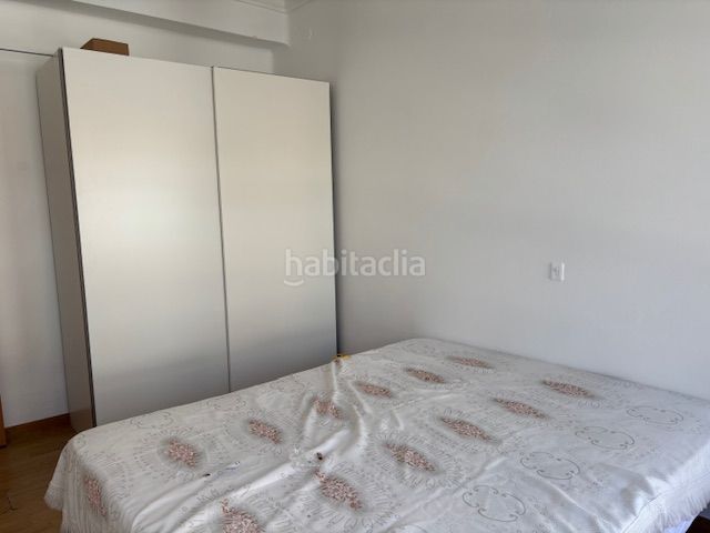 Foto 3c880e8b-509f-4d9f-9973-d36e6c0a5df6. Rent flat with heating in Centro Ferrol