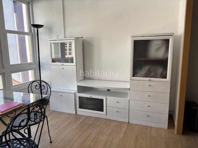 Foto 761ba4c0-d605-4bea-bae0-d6409163589d. Rent flat with heating in Centro Ferrol