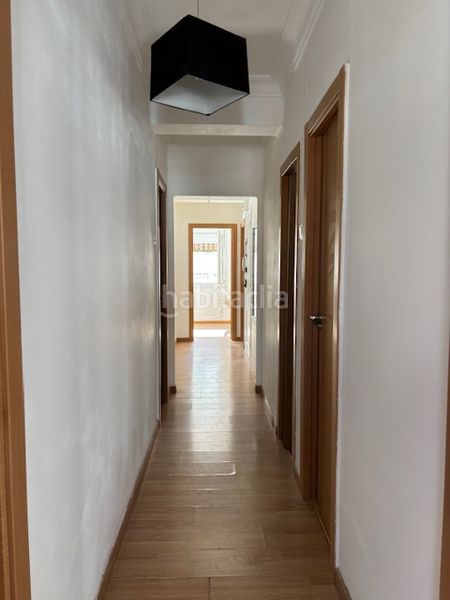 Foto c90d22dd-3736-4d06-86e1-aca0a857ac8b. Rent flat with heating in Centro Ferrol