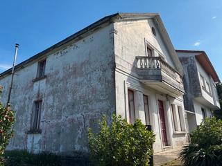 Xalet a Piñeiros - Freixeiro. Estupenda finca con casa para reformar