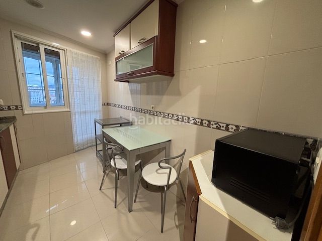 Foto 991b2968-57a3-4c3a-9aac-37b7329604e6. Location duplex avec chauffage parking dans Alto del Castaño Narón