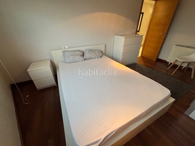 Foto ba4abf7a-8fe8-4cd2-9a83-fe68f8410cdc. Location duplex avec chauffage parking dans Alto del Castaño Narón