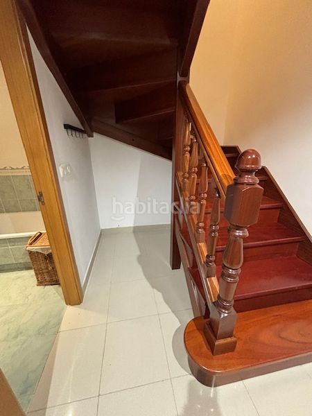 Foto f10fa221-680f-446e-8c3c-834a466a9197. Location duplex avec chauffage parking dans Alto del Castaño Narón