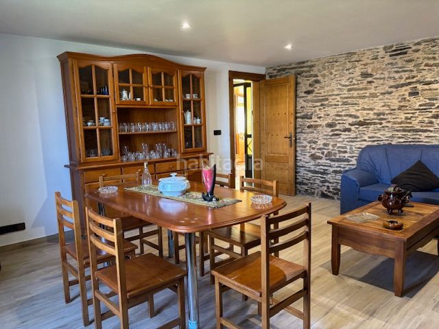 Foto 9f7d4b6e-c405-4b5e-b03a-c350686a5134. Alquiler chalet estupenda casa de alquiler en la zona de sequeiro, en Valdoviño