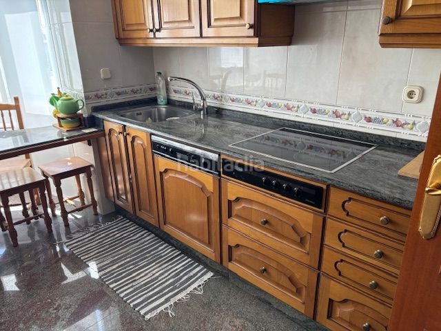 Foto 94042a09-3187-43d6-99fb-a4c53065c220. Rent flat with heating in Centro Ferrol