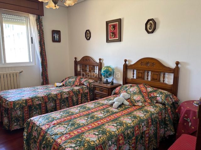 Foto fec53208-3550-4ff2-bcfe-b81510392b85. Rent flat with heating in Centro Ferrol