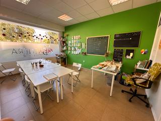 Locale commerciale in A Gándara