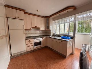 Rent Flat in Esteiro. Estupendo piso en esteiro, a un paso de la universidad