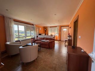 Lloguer Casa adossada a Área Rural. Preciosa casa en alquiler en la zona de cobas.