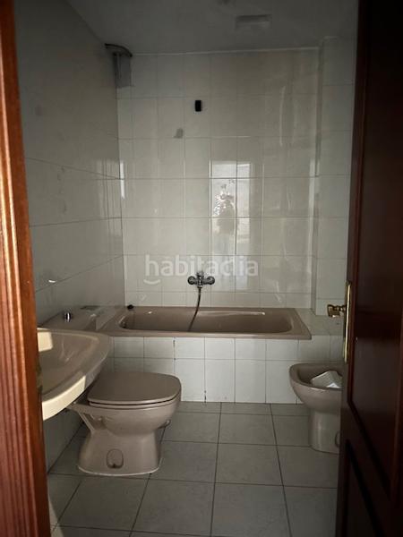 Foto ab06fa82-d8c9-4156-a415-1a25bac968cc. Alquiler local comercial  zona ensanche a, en Ferrol