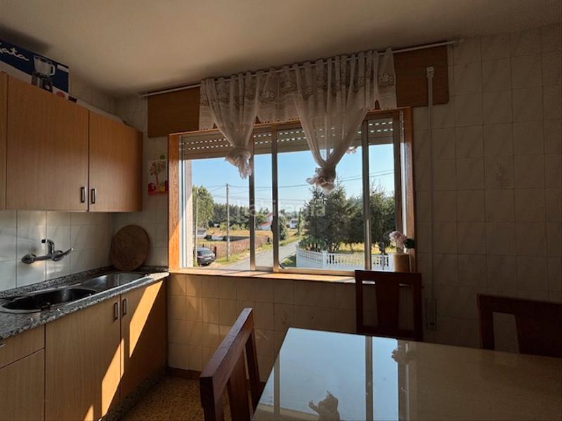 Foto 8ee60355-c969-46e8-8cd6-cbcfa10398de. Casa  con terreno en el val en San Mateo - Castro - O Val Narón