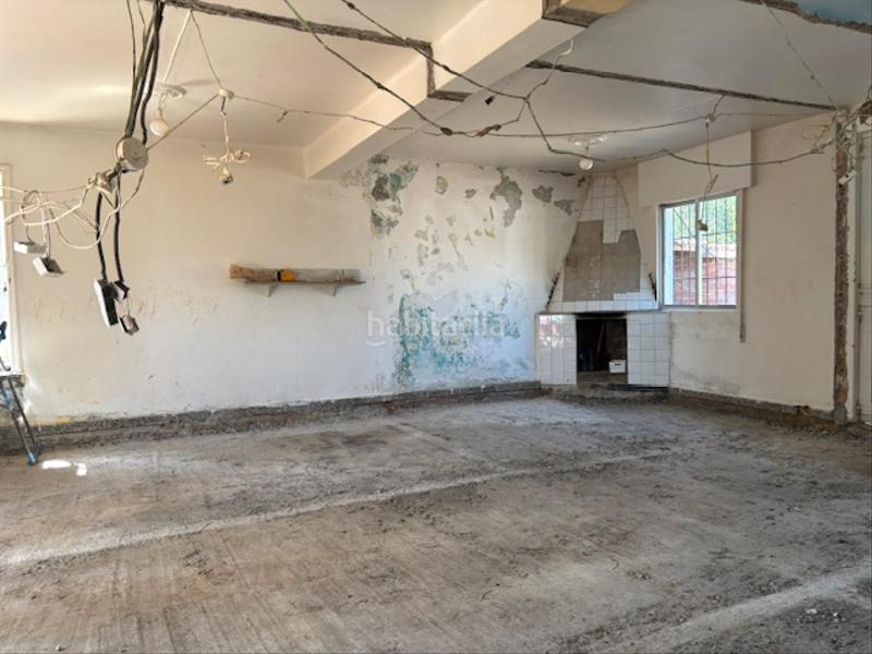 Foto beb7c0b0-b42c-43a4-9e7b-4304a623ef9a. Casa  con terreno en el val en San Mateo - Castro - O Val Narón