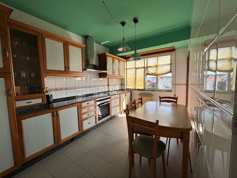 Foto 8fb1877f-35c9-419c-aae1-4b39dc57df81. Piso bonito piso en la zona del alto en Alto del Castaño Narón