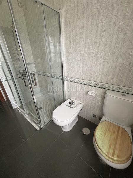 Foto 81a8b3d8-4eb8-4462-ad1b-68225689704b. Location chalet avec chauffage parking dans Área Rural Ferrol