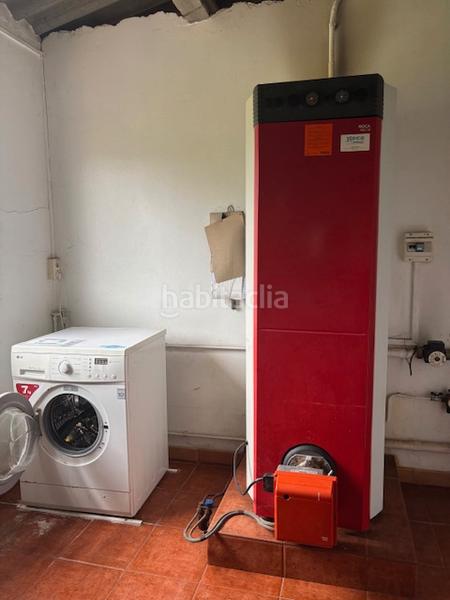 Foto c46f2ecc-69ce-42cd-921a-9106a1713716. Location chalet avec chauffage parking dans Área Rural Ferrol