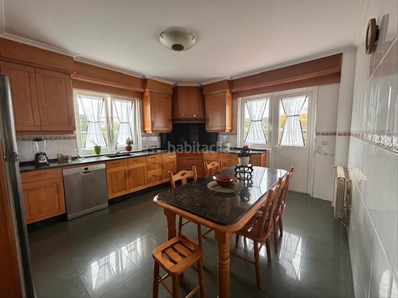 Foto 45084107-452e-4e09-bb20-91f9d187d787. Rent chalet with heating parking in Área Rural Ferrol