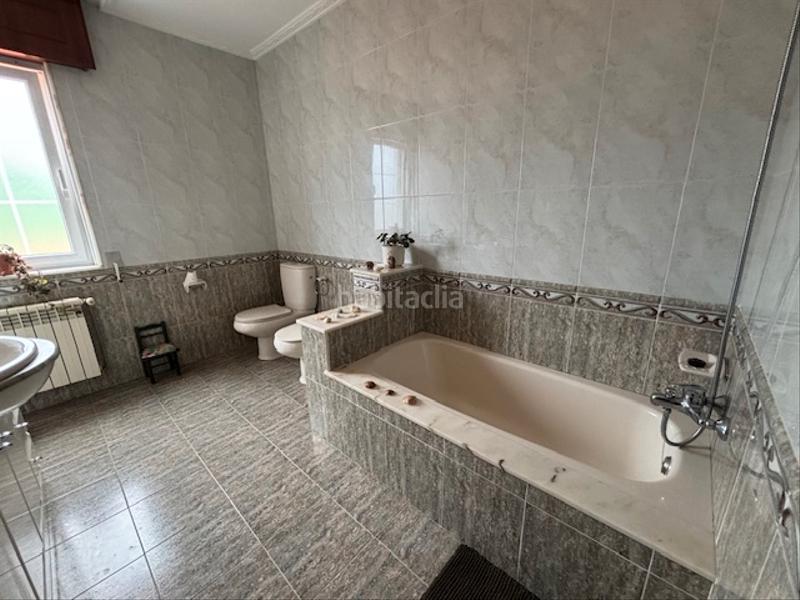 Foto 8c7d8f32-20bf-4640-8166-f0c9148c1844. Rent chalet with heating parking in Área Rural Ferrol