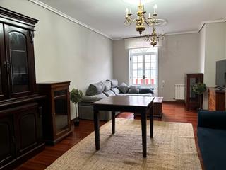 Piso en Centro. Excelente vivienda en el centro, calle peatonal