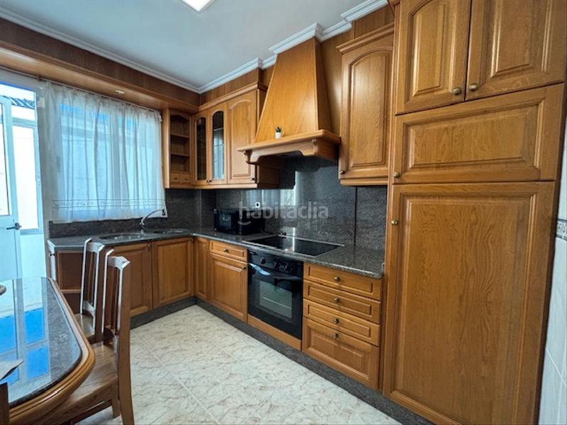 Foto 1b2526d4-4a12-4cb1-8424-36fa542e3a10. Location appartement avec chauffage dans Alto del Castaño Narón