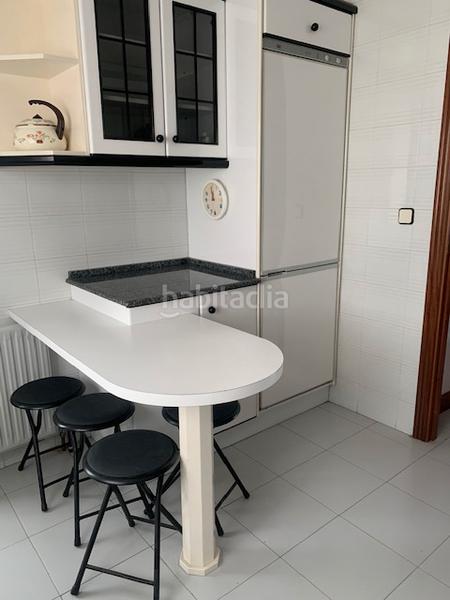 Foto 781e70f7-a48f-486d-bb6b-14aff25d96fa. Location appartement dans Esteiro Ferrol