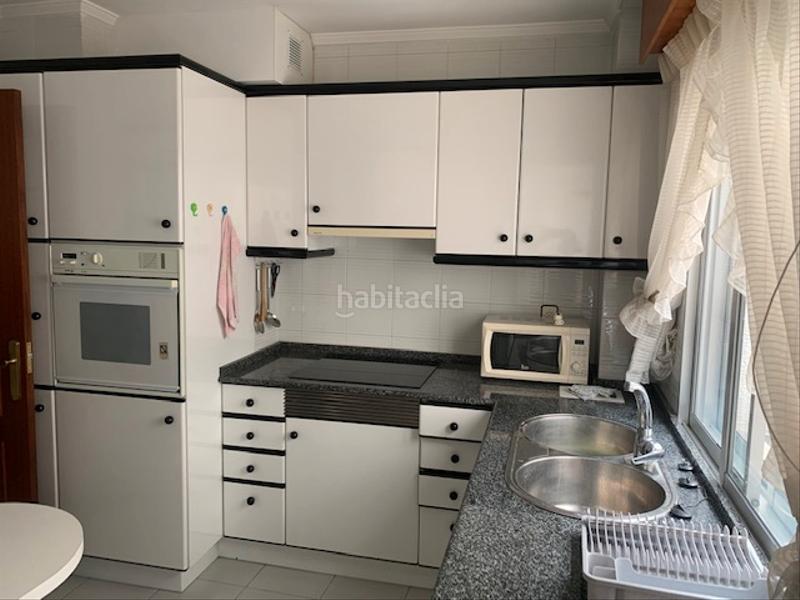 Foto 82783efb-0ab1-41c8-9f5c-24e0b1df1f65. Miete etagenwohnung in Esteiro Ferrol