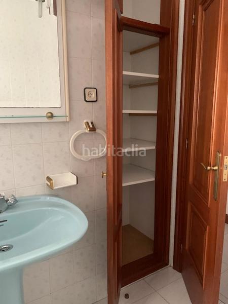 Foto e18a23ad-0903-47fa-b96f-8208ce6a51b4. Miete etagenwohnung in Esteiro Ferrol