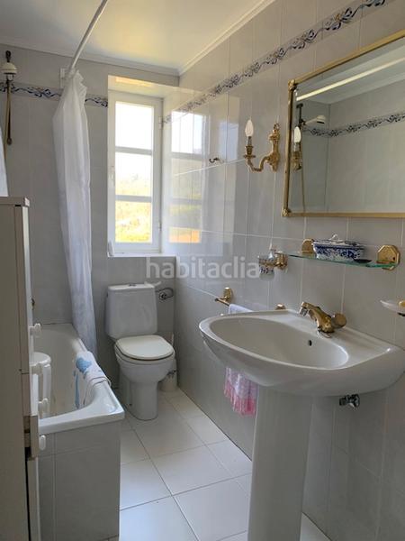 Foto f9ec23c6-35fc-4e6a-8080-57e27657229f. Haus mit heizung parking in Valdoviño