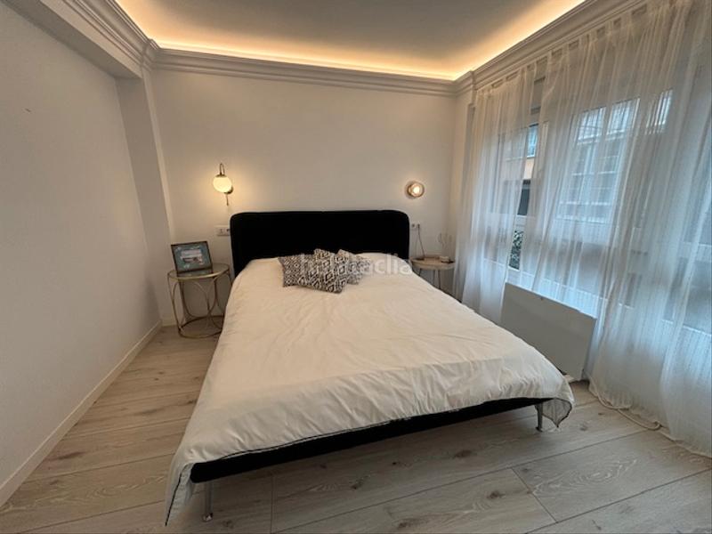 Foto 78b966a0-d6d4-4e39-9eda-2a0b7e5cb264. Etagenwohnung mit kamin heizung in Centro Ferrol