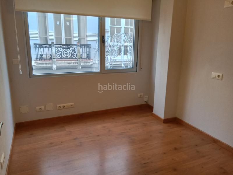 Foto 686fb243-cb02-47d7-a108-3ba7b5aee7d0. Affitto appartamento con riscaldamento in Centro Ferrol