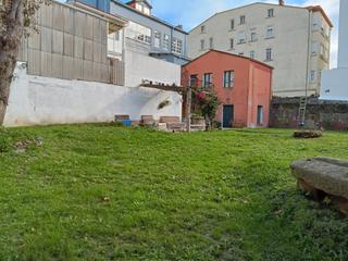 Casa a Esteiro. Casa con solar edificable en esteiro