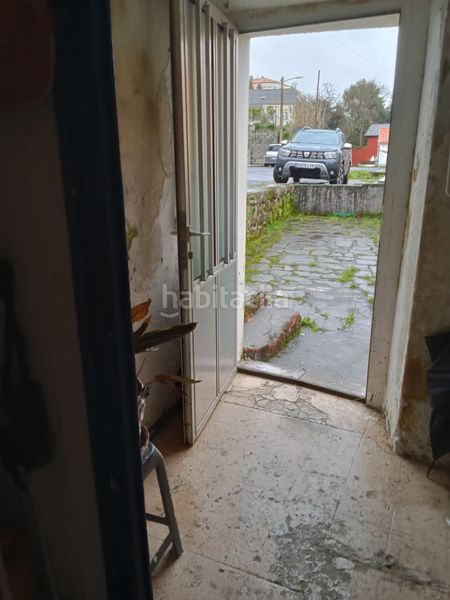 Foto 59af1888-71d9-4cad-a621-516e926a779d. Casa adossada a Canido Ferrol