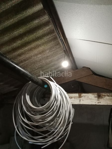 Foto 6e30ca3c-800d-4198-aead-2d3352ee45a0. Casa adossada a Canido Ferrol