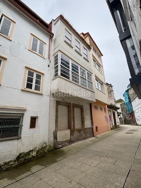 Foto 0b70e00f-a402-4043-965d-7dc20448f6b9. Edifici a Ferrol vello - puerto Ferrol
