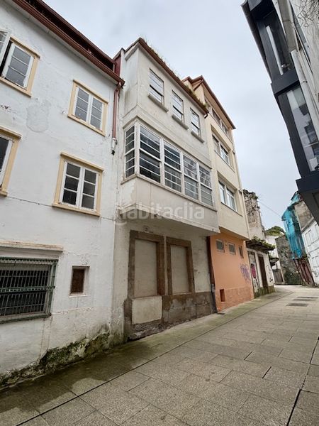 Foto bb2dcbd5-8908-4058-a9db-483c9d951376. Edifici a Ferrol vello - puerto Ferrol