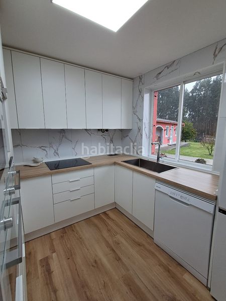 Foto 548f3d50-2586-4735-863f-7a8b10d9b7f9. Xalet amb calefacció aparcament a O Feal - Xubia Narón