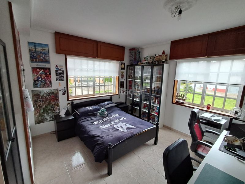 Foto 8f821763-4a78-4e10-b9a9-22d7cb9923ce. Xalet amb calefacció aparcament a O Feal - Xubia Narón