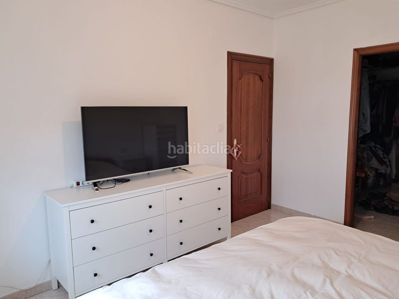 Foto a2aca86e-4693-4743-8e82-1d4ea66f1a7b. Xalet amb calefacció aparcament a O Feal - Xubia Narón