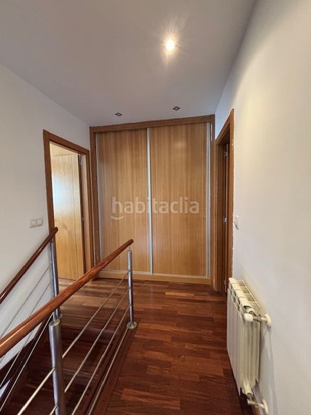 Foto 103b2ab0-a8f9-4625-8664-ada7144c4cb3. Dúplex amb calefacció aparcament a Alto del Castaño Narón