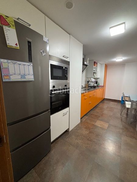 Foto aa7afd8c-66d1-4d83-b2b1-7aa8bd71a721. Dúplex amb calefacció aparcament a Alto del Castaño Narón