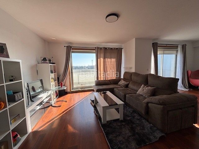 Foto c7dae082-378a-4bd2-9016-99f9936e9c40. Dúplex amb calefacció aparcament a Alto del Castaño Narón