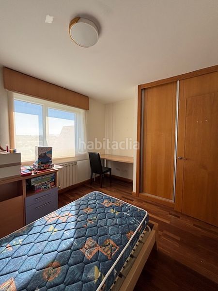 Foto cd2102c3-d1b7-43f1-945d-b2b1268214ee. Dúplex amb calefacció aparcament a Alto del Castaño Narón