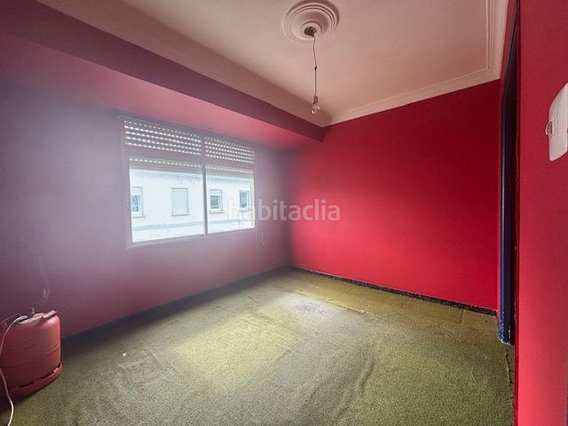 Foto d11de9aa-83c4-49c0-8853-28d9b220b215. Pis a Canido Ferrol