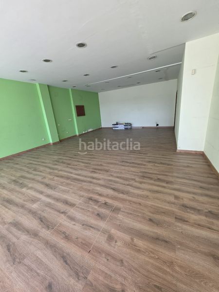 Foto 5ff4b030-4af5-40a7-85b4-febd0cdecdba. Rent business premise in A Malata - Catabois - Ciudad Jardín Ferrol