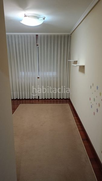 Foto d5414fa0-e50d-4f8f-99b0-85215180a932. Pis amb calefacció aparcament a Alto del Castaño Narón