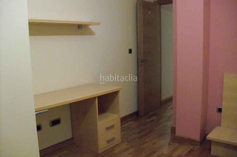 Foto 1dfca70c-355b-4880-a822-7a2ea1566210. Apartament amb calefacció aparcament a Piñeiros - Freixeiro Narón
