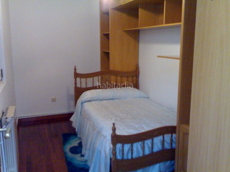Foto df3bbc68-8d11-4d37-bba7-c1dfb407486c. Xalet amb calefacció aparcament a A Malata - Catabois - Ciudad Jardín Ferrol