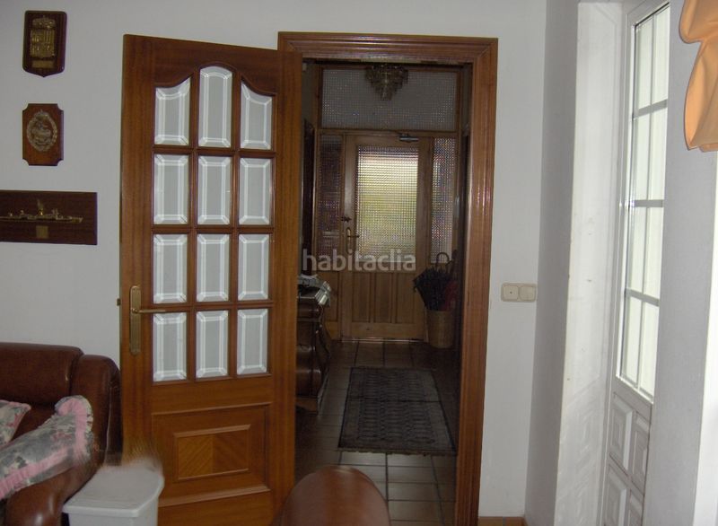 Foto df63045f-0a73-4b33-be6c-c6d5b3f1176c. Xalet amb calefacció aparcament a A Malata - Catabois - Ciudad Jardín Ferrol