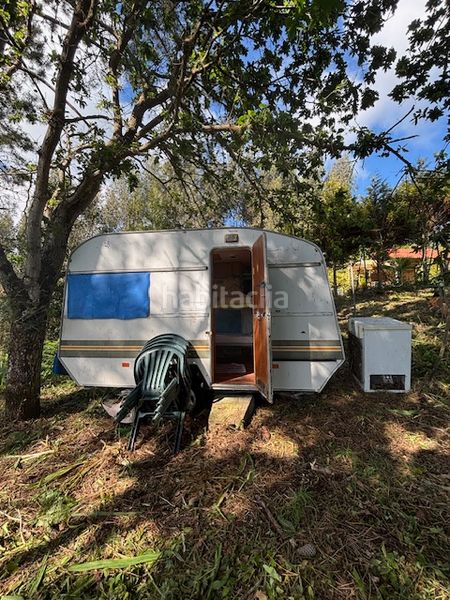 Foto f3fbaef2-ba6b-4fcf-8c96-5e0655fe3ad1. Casa adossada a Área Rural Ferrol