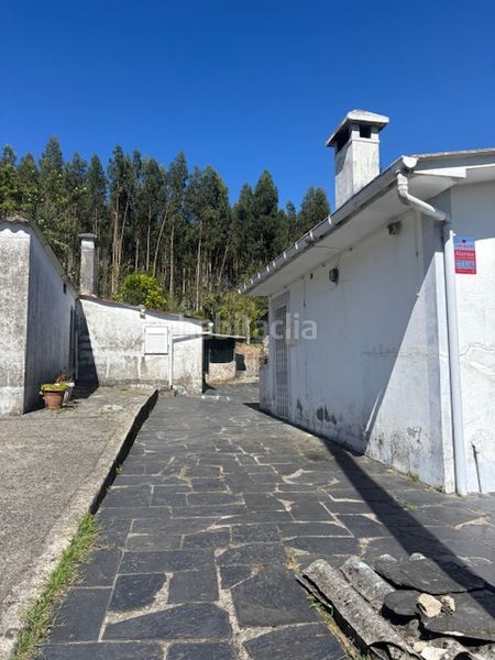 Foto d98748a9-b322-4f66-8e1f-2fb5bf3caf3a. Casa amb aparcament a Área Rural Ferrol